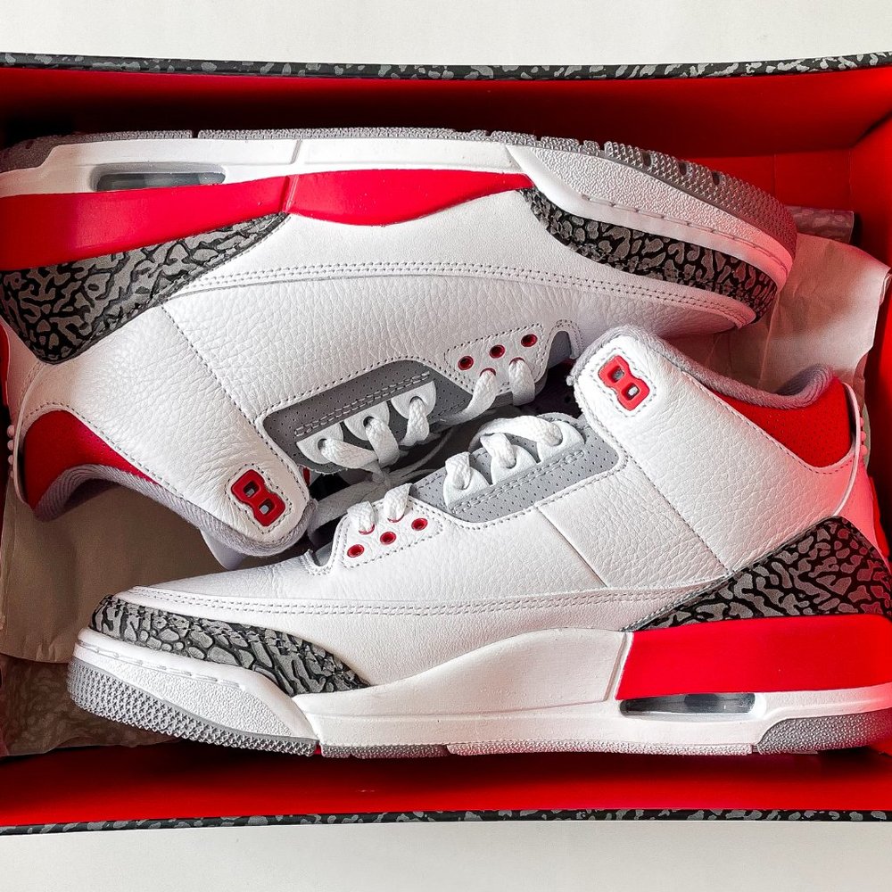 Jordan 3 Fire Red 2022
